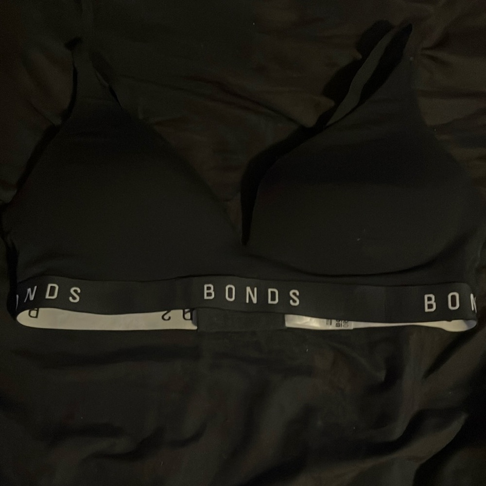 Bonds brand, 36 C Women’s black bra